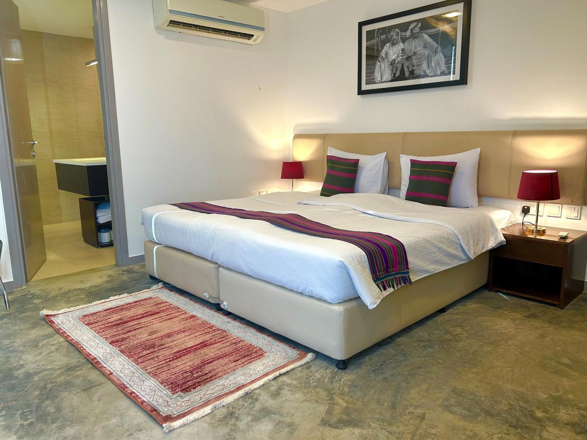 The View Al Hamra Exterior foto